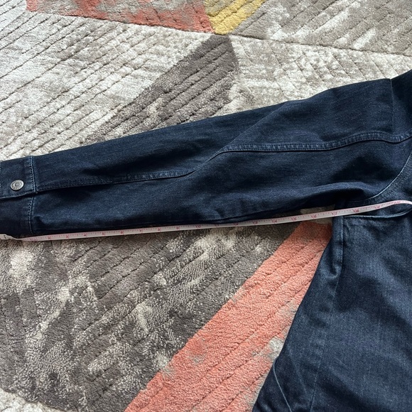 SOLD Levi's Commuter Jean Jacket - Picture 14 of 14